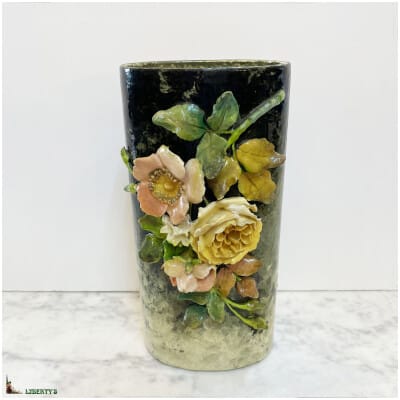 Vase barbotine Art-Nouveau avec fleurs, haut. 27.5 cm, Fin. XIXe