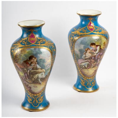 Paire de Vases bleu céleste St. Sèvres XIXème