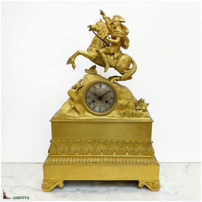 Ormolu gilt bronze clock « Napoleon Bonaparte on horseback » silk suspension, 47 cm height, (Deb. XIXe)
