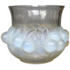 René Lalique : Vase “Prunes” Opalescent 7