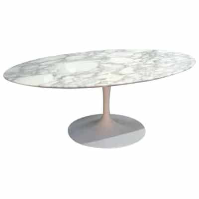 KNOLL & Eero Saarinen Table ovale “TULIP”, 198x121cm marbre Calacatta
