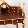 Bureau de Dame à l’horloge en marqueterie de bois précieux et en bronze doré, XIXe 30