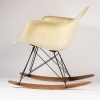 Charles (1907-1978) et Ray (1912-1988) Eames, fauteuil à bascule RAR, 1950 11