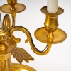 Grande lampe bouillotte en bronze doré de style Louis XVI. 13