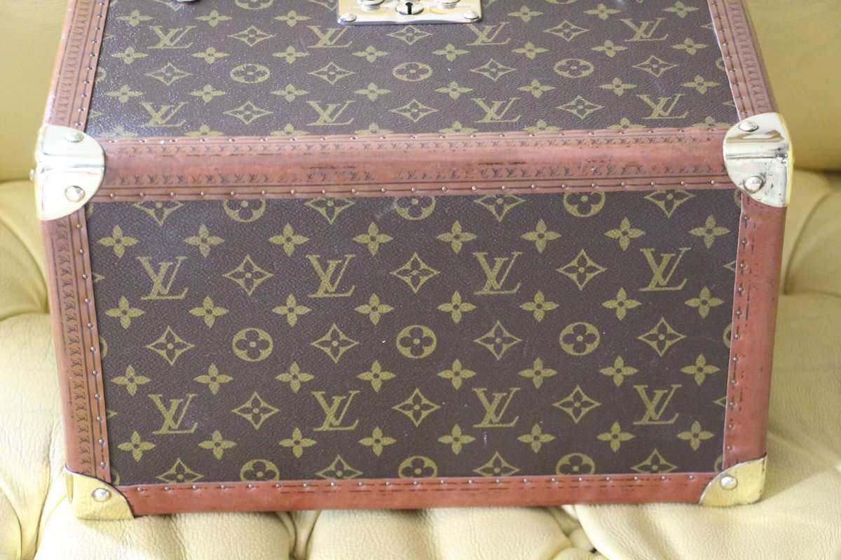 Louis Vuitton vanity case, Louis Vuitton jewelry box, Louis