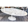 Saarinen & Knoll International: Table « tulipe », marbre Calacatta oro et rilsan blanc 244 cm 10