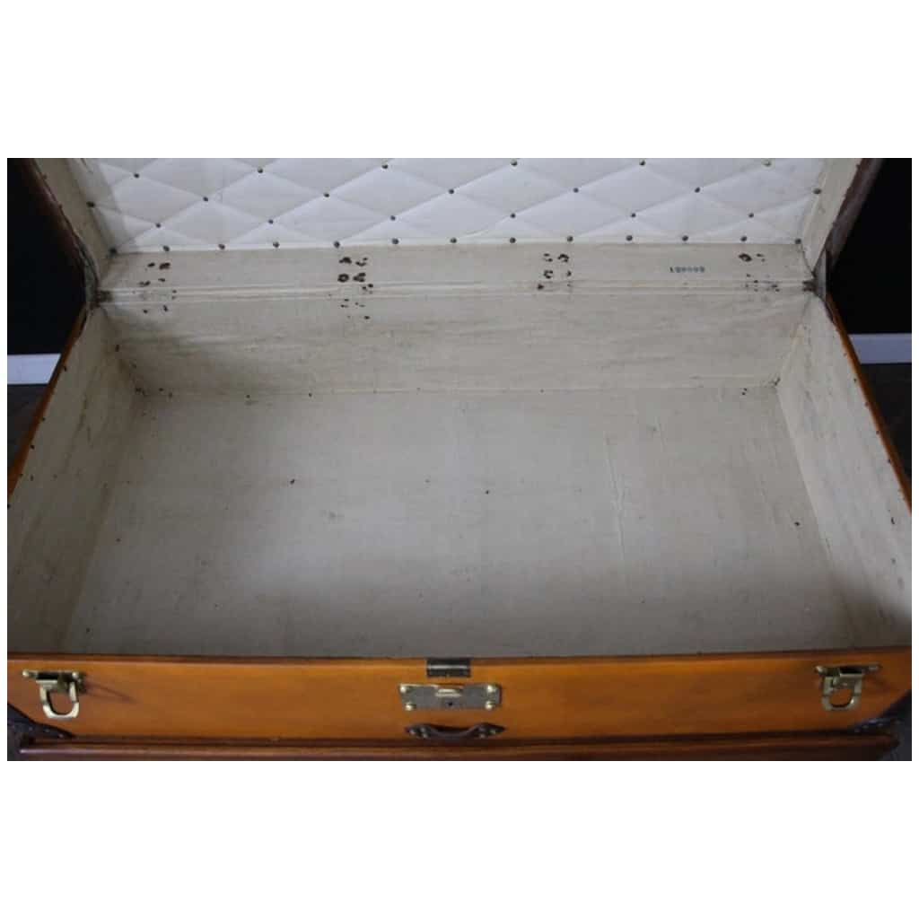 1920s Louis Vuitton Leather Trunk Malle Louis Vuitton Cuir