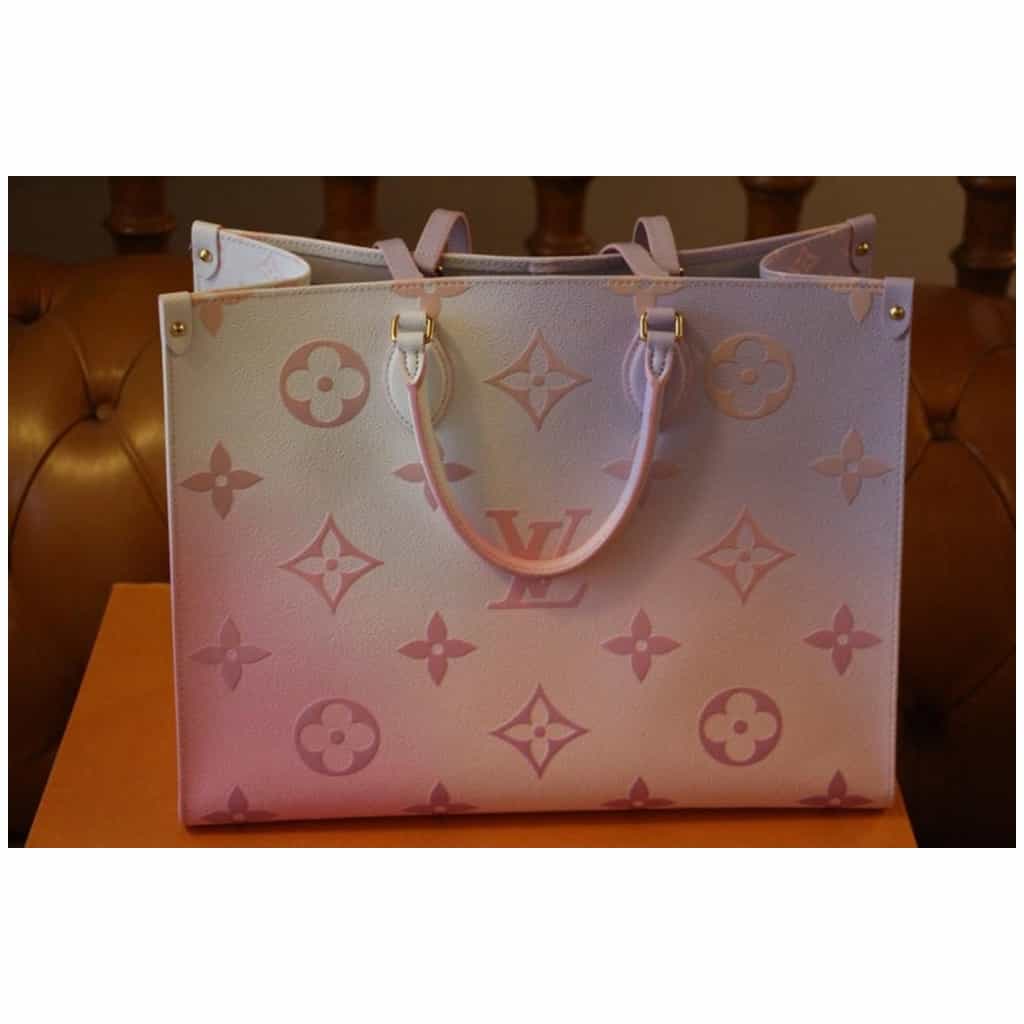 Louis Vuitton Onthego Gradient Pastel GM Light Pink in Coated