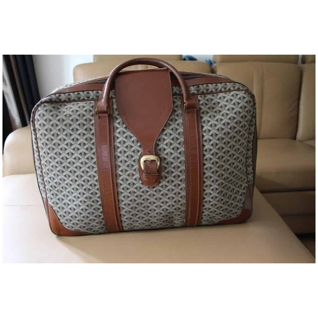 Valise Goyard en toile tissée, sac de voyage Goyard - Les Puces de Paris  Saint-Ouen