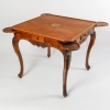 Table à Jeux En Noyer De Style Louis XV. Fin 18ème. 12