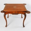 Table à Jeux En Noyer De Style Louis XV. Fin 18ème. 16