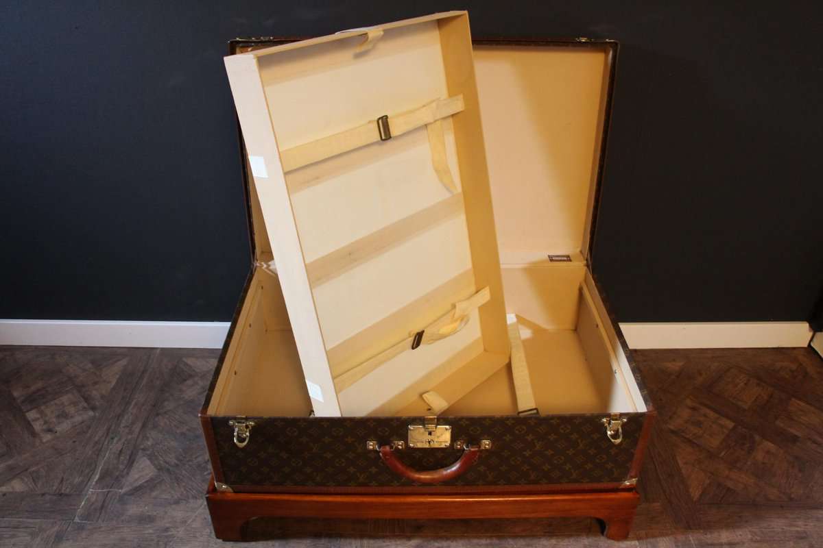 Louis Vuitton Hardside luggage. Alzer 60.70.80 KOS home  Louis vuitton  handbags, Louis vuitton trunk, Louis vuitton accessories