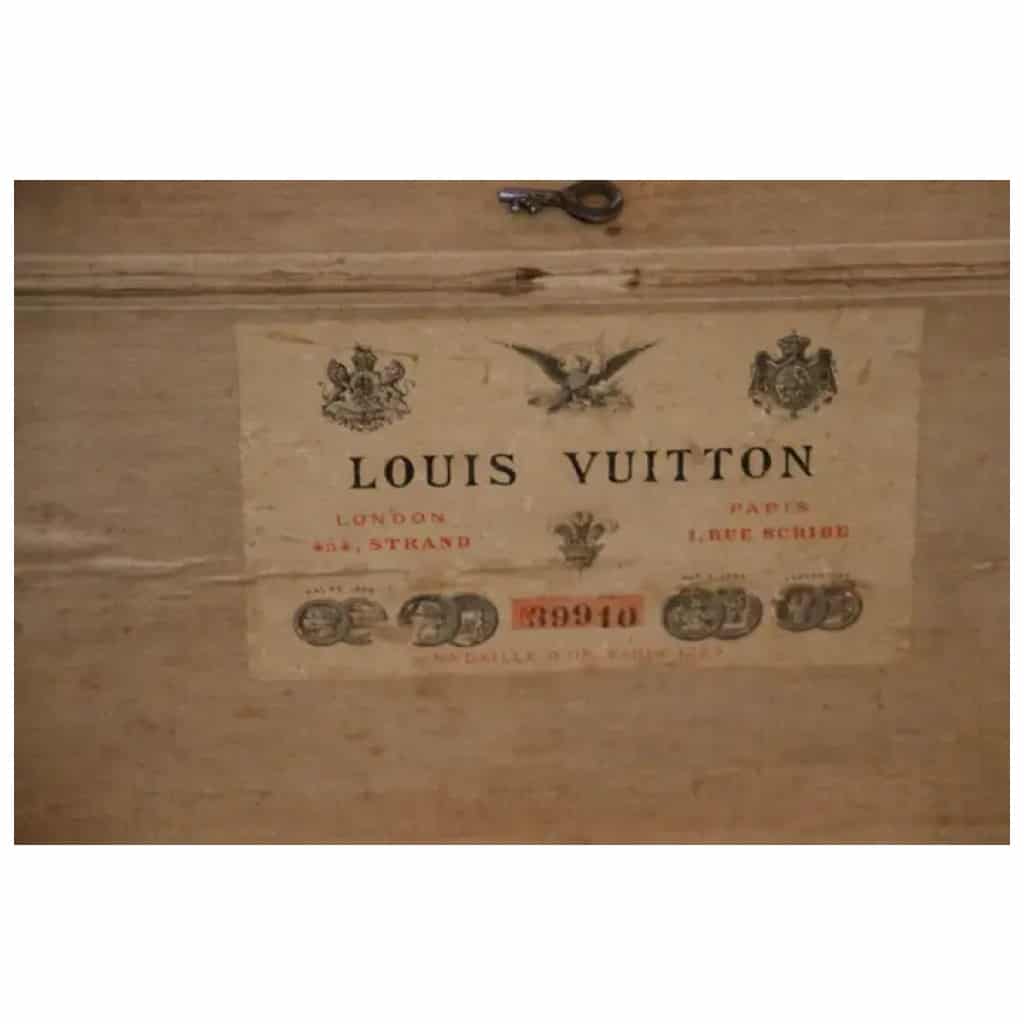 PUBLICITÉ DE PRESSE 1925 LOUIS VUITTON LA MALLE NÉCESSAIRE DE VOYAGE