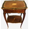 Table volante de forme chantournée à décor marqueté d’un motif rayonnant Style Louis XV 16