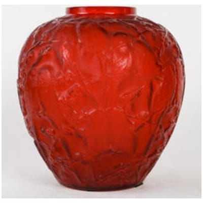René Lalique : Vase “perruches”, Teinté Rouge