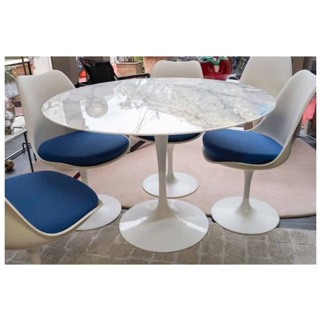 Eero SAARINEN (1910 – 1961) & KNOLL INTERNATIONAL , éditeur,Table 107 cm 4