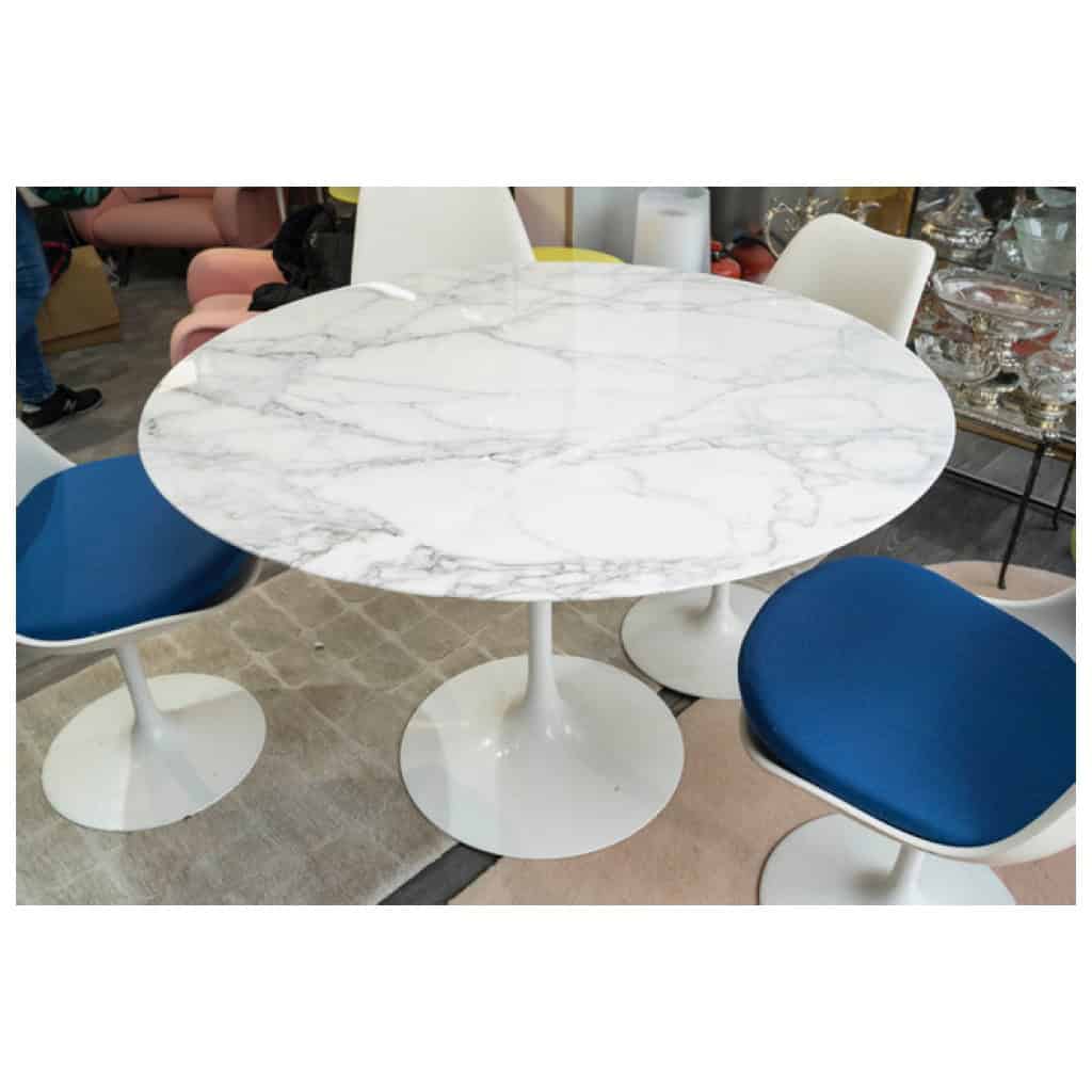 Eero SAARINEN (1910 – 1961) & KNOLL INTERNATIONAL , éditeur,Table 107 cm 7