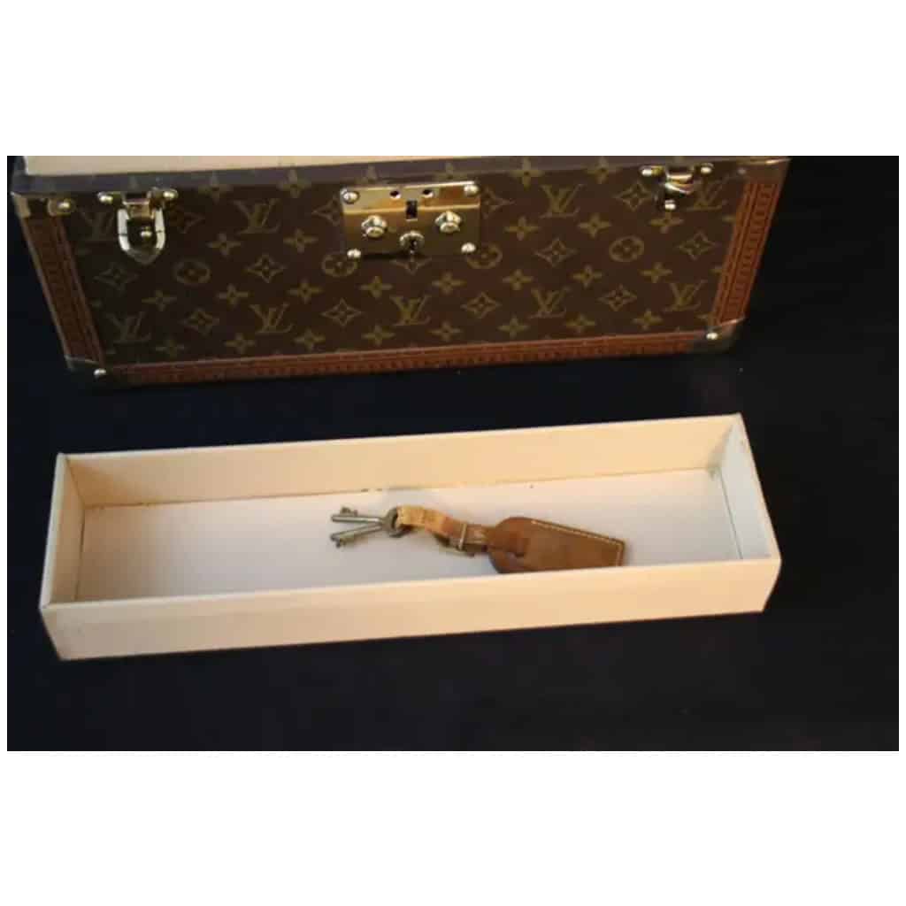 Vanity case Louis Vuitton,Boite a pharmacie Louis Vuitton 16