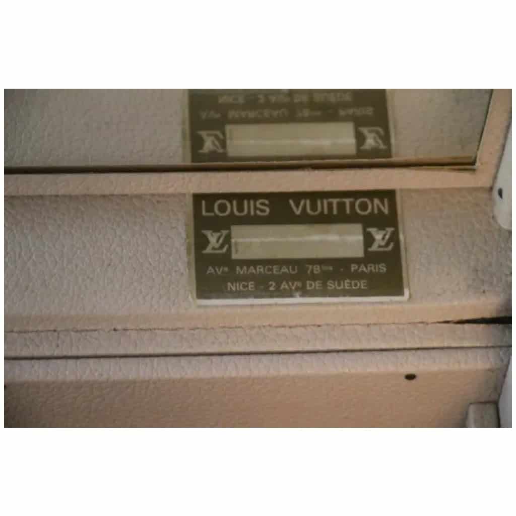 Vanity case Louis Vuitton,Boite a pharmacie Louis Vuitton 18