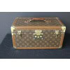 Vanity case Louis Vuitton,Boite a pharmacie Louis Vuitton 23