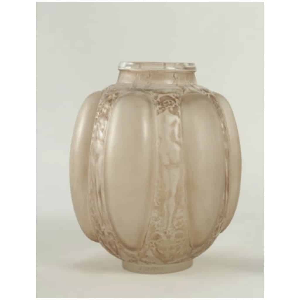 R Lalique, Vase « Six Figurines Et Masques » 6