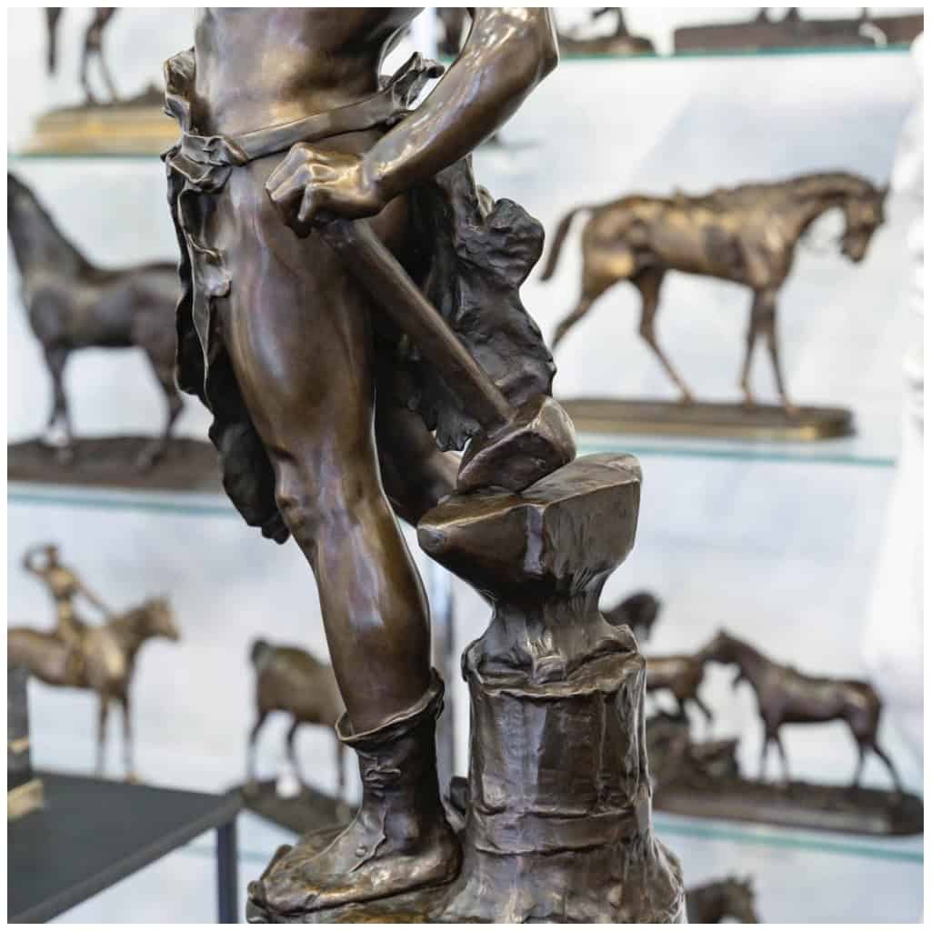 Sculpture – Le Travail , Eugène Marioton (1857-1933) – Bronze 9