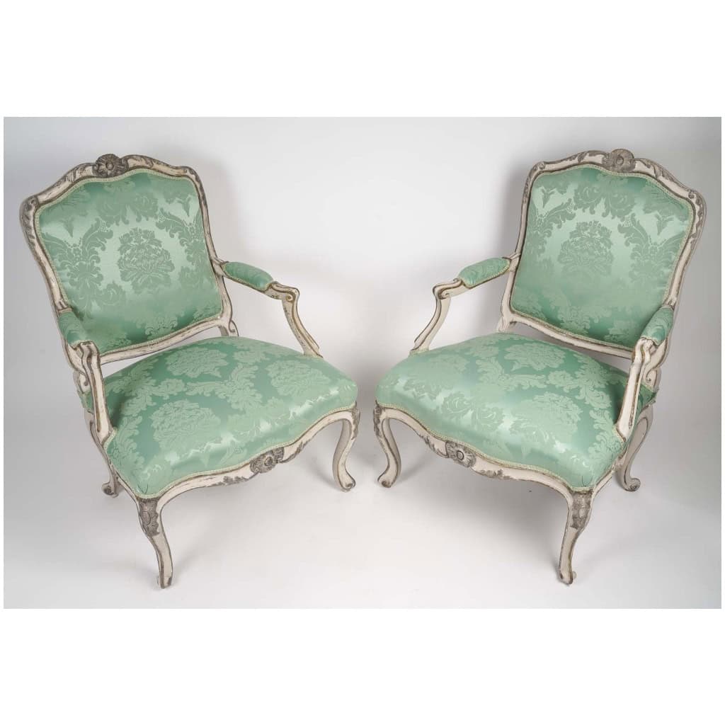 Paire De Fauteuils à La Reine Louis XV. XVIIIème siècle. 3