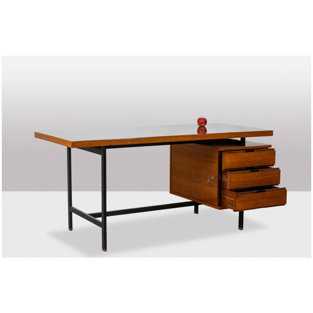 Pierre Guariche. Bureau en teck et métal laqué. Années 1960. LS56631534M 5