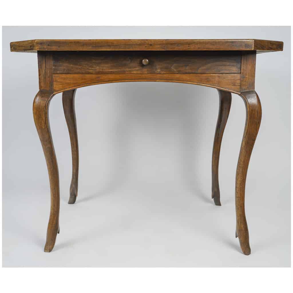 Table à Jeux de style Louis XV. Fin 18ème. 4