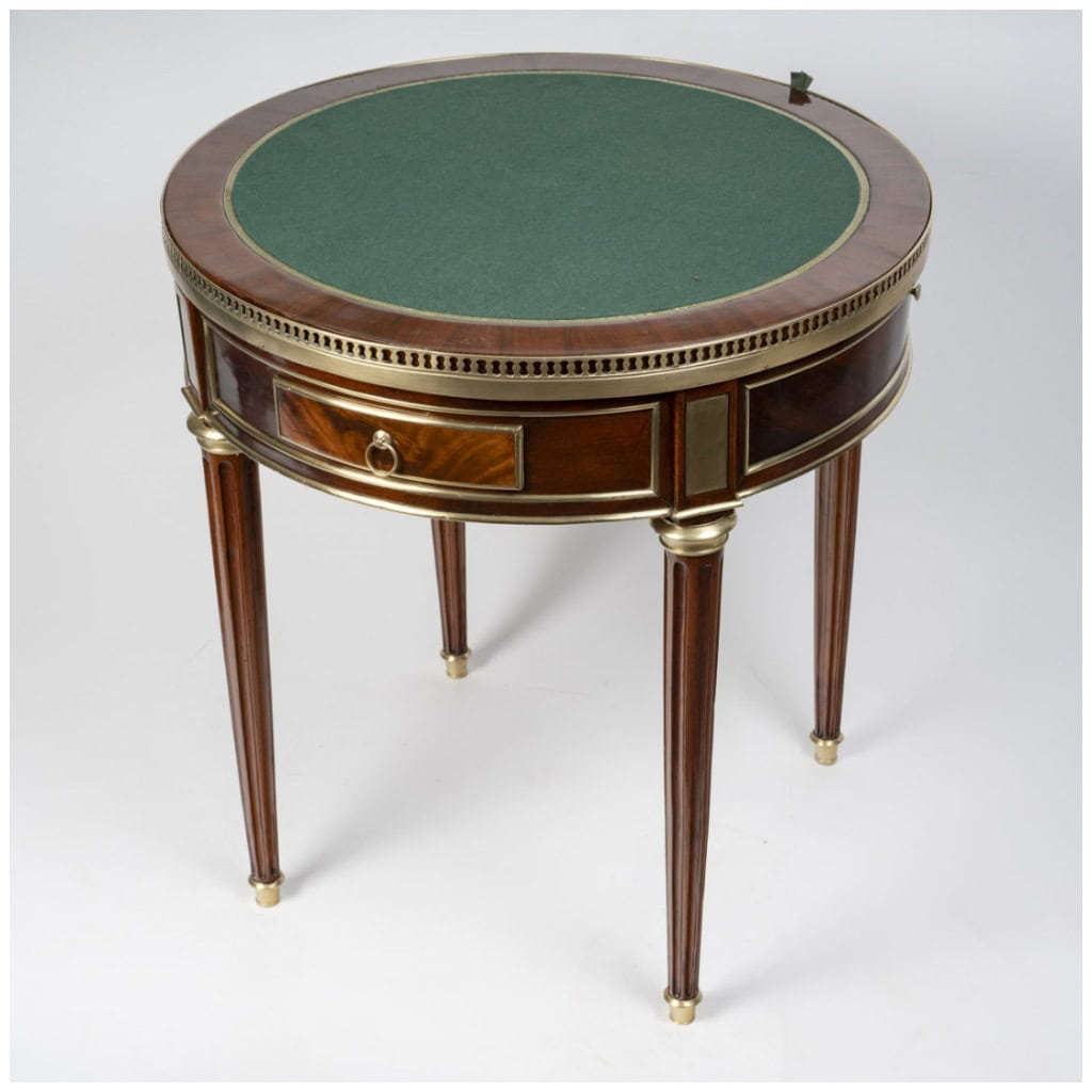 Table bouillotte d’époque Louis XVI (1774 – 1793). 5