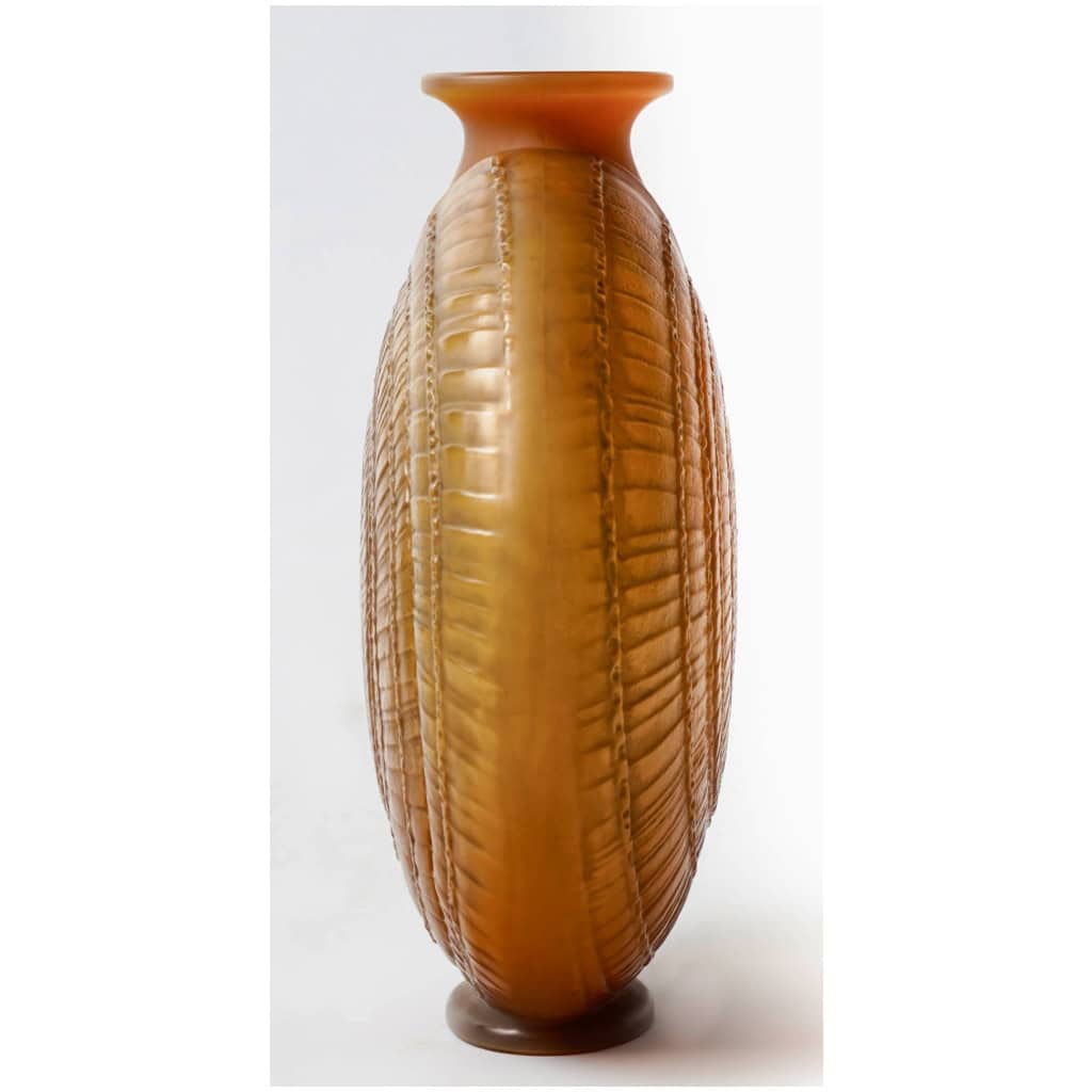 1920 René Lalique – Vase Escargot Verre Butterscotch Patiné Gris 6