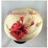 Chapeau Athena – capeline saucer en sisal couleur naturelle, garnie de fleurs rouge nuancées et de paille bouclée – Hat 6