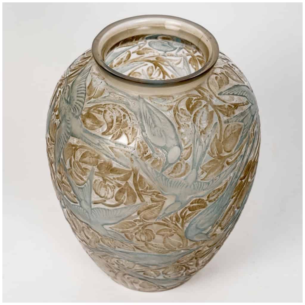 1923 René Lalique – Vase Martin Pêcheurs Verre Blanc Patiné Sépia Et Vert 4