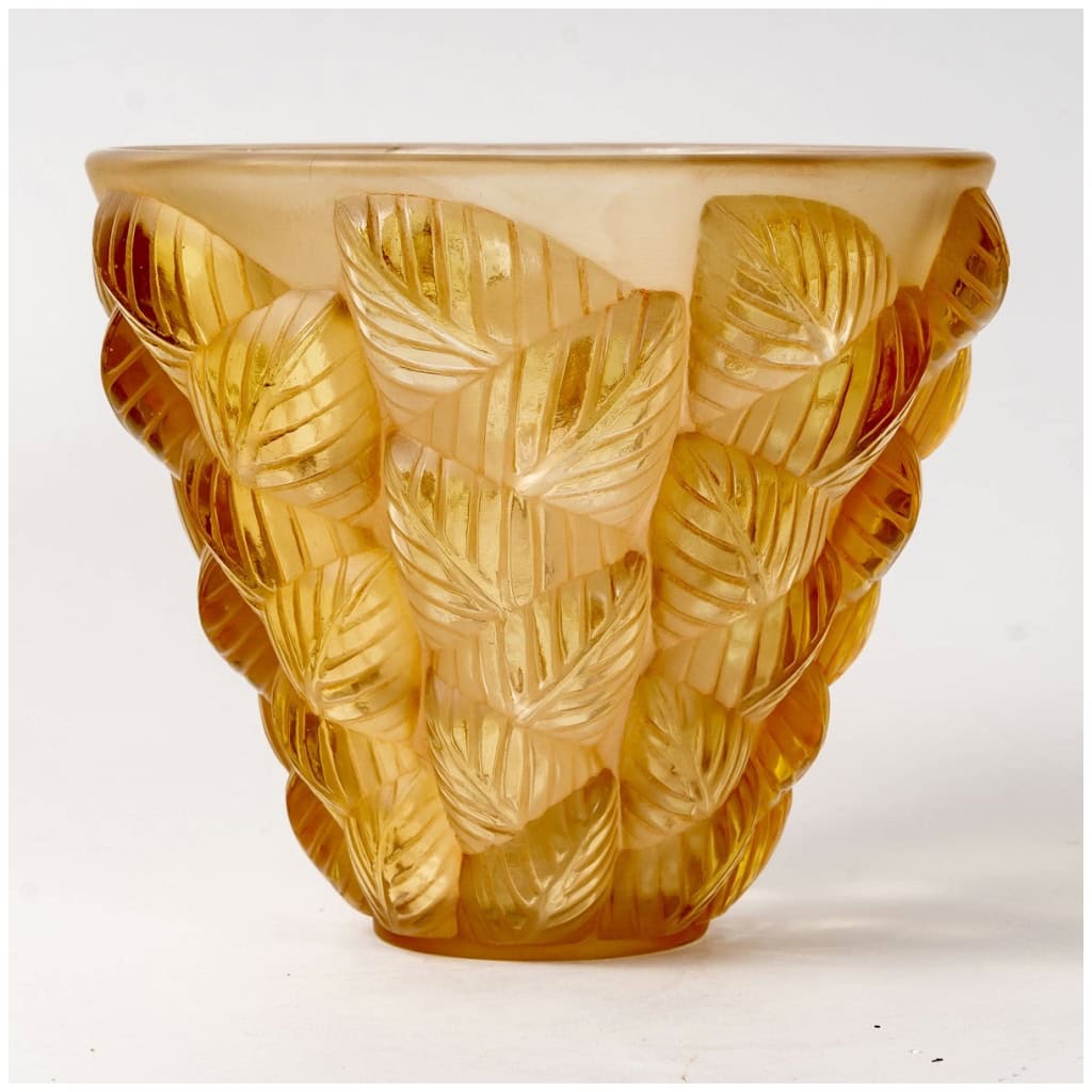 1927 René Lalique – Vase Moissac Verre Jaune Ambré Patiné Sépia 3