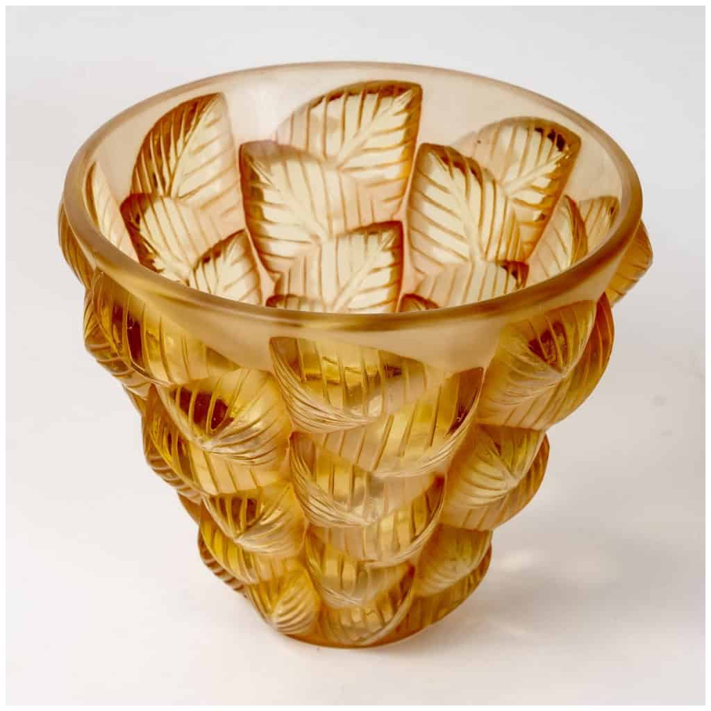 1927 René Lalique – Vase Moissac Verre Jaune Ambré Patiné Sépia 4