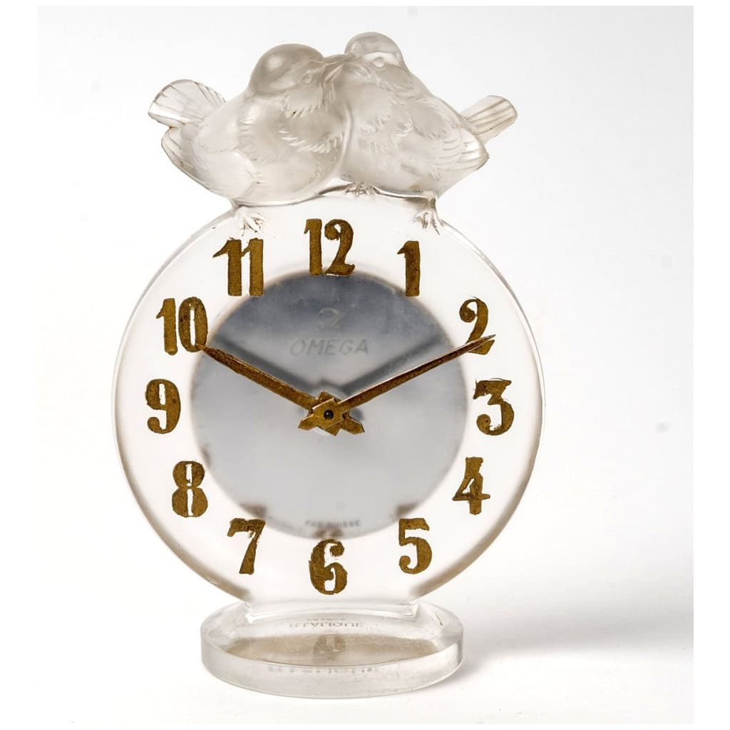 1931 René Lalique – Pendule Antoinette Verre Blanc Mouvement Mécanique Oméga 3