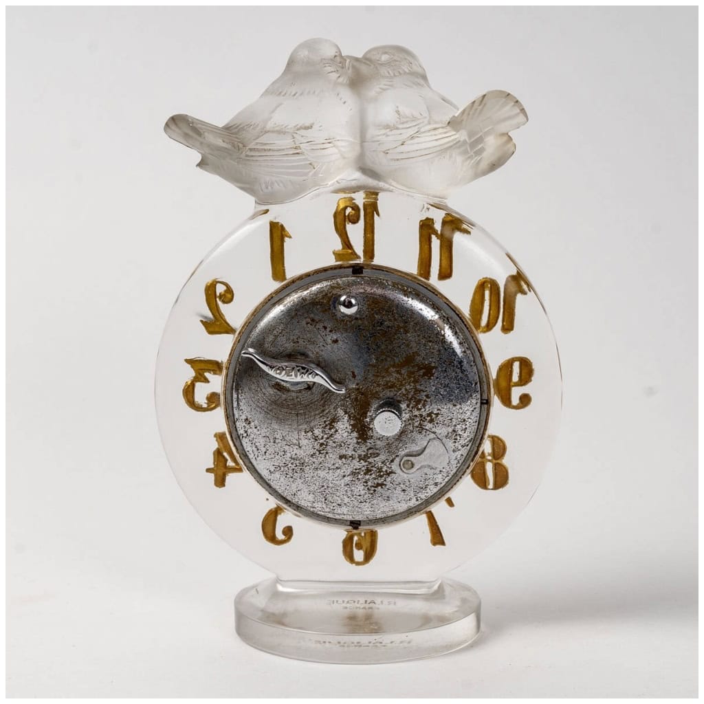 1931 René Lalique – Pendule Antoinette Verre Blanc Mouvement Mécanique Oméga 7