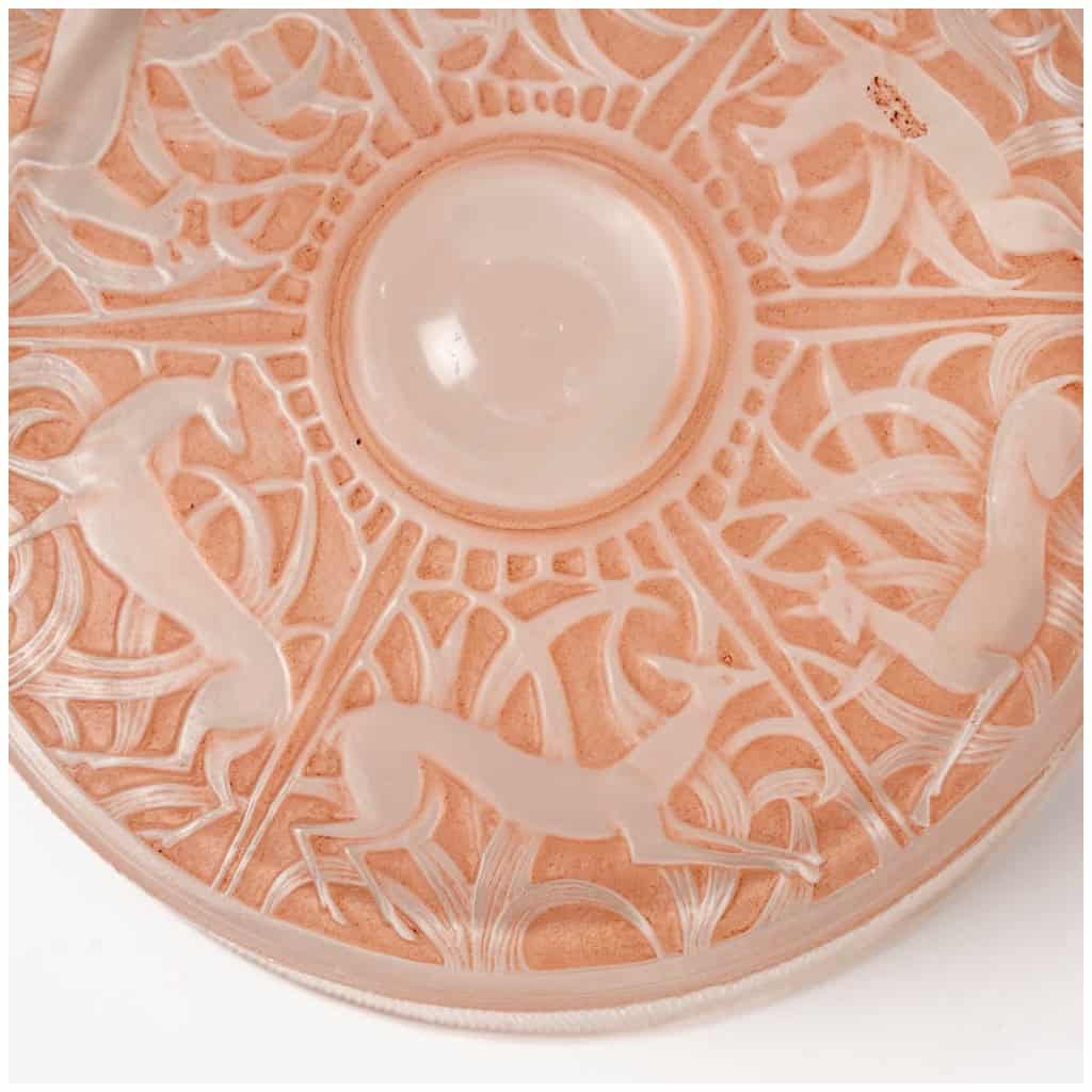 1924 René Lalique – Boîte Chantilly Verre Blanc Patiné Rose 8