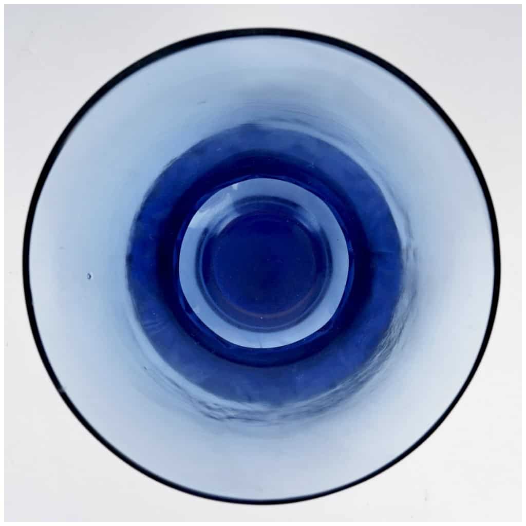 1930 René Lalique – Vase Lierre Verre Bleu Saphir 7