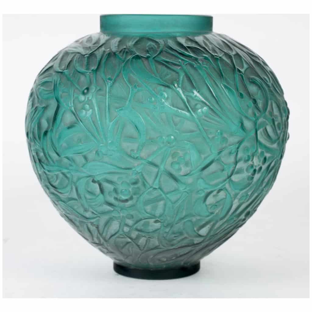 1920 René Lalique – Vase Gui Verre Vert Canard Patiné Blanc 3