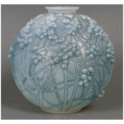 1924 René Lalique – Vase Druide Verre Opalescent Patiné Bleu