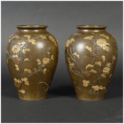 Paire de vase japonais en bronze