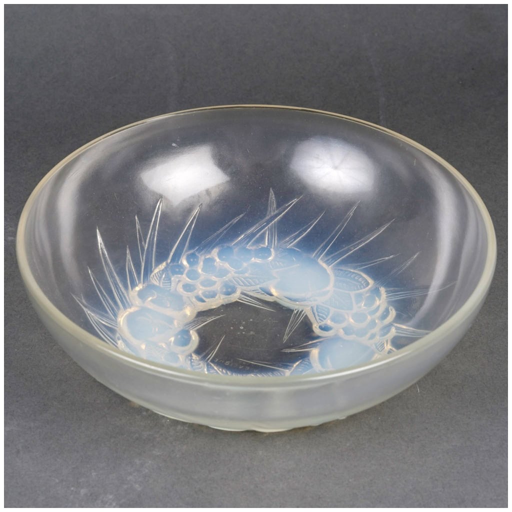 1928 René Lalique – Coupe Mont Dore Verre Opalescent 3