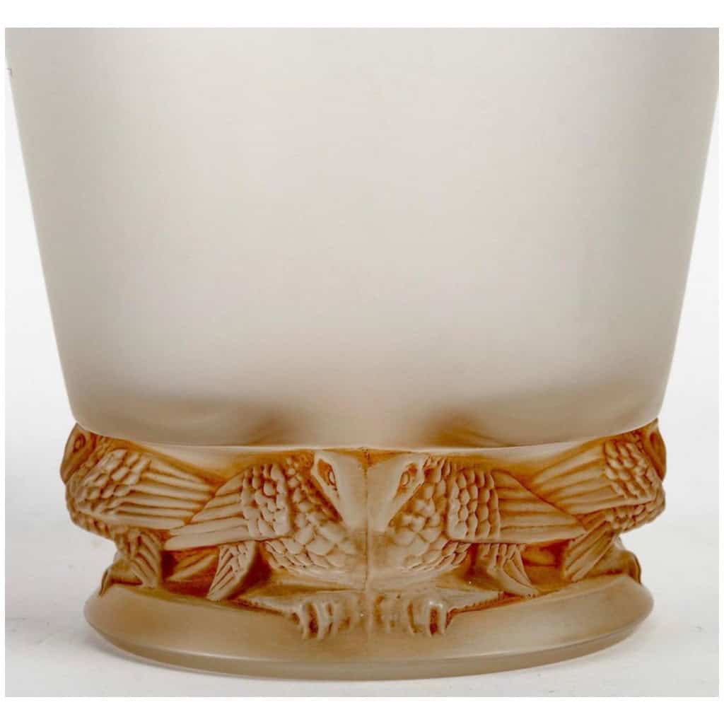 1938 René Lalique – Vase Frise Aigles Verre Blanc Patiné Sépia 6