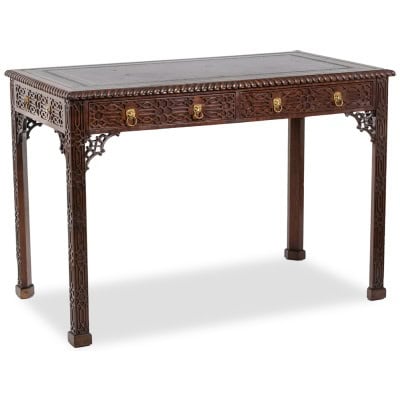 Table, ou bureau, de style Chippendale en acajou. Circa 1950. LS5932456G 3