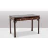 Table, ou bureau, de style Chippendale en acajou. Circa 1950. LS5932456G 31