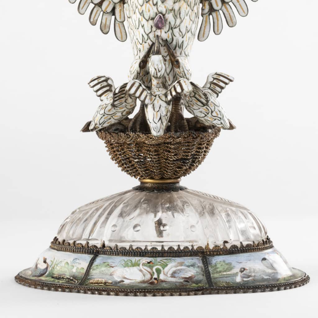 Coupe en cristal de roche et argent doré à la cigogne et décors émaillés, XIXe 12