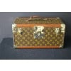 Grand Vanity case Louis Vuitton, Boite a pharmacie Vuitton 23