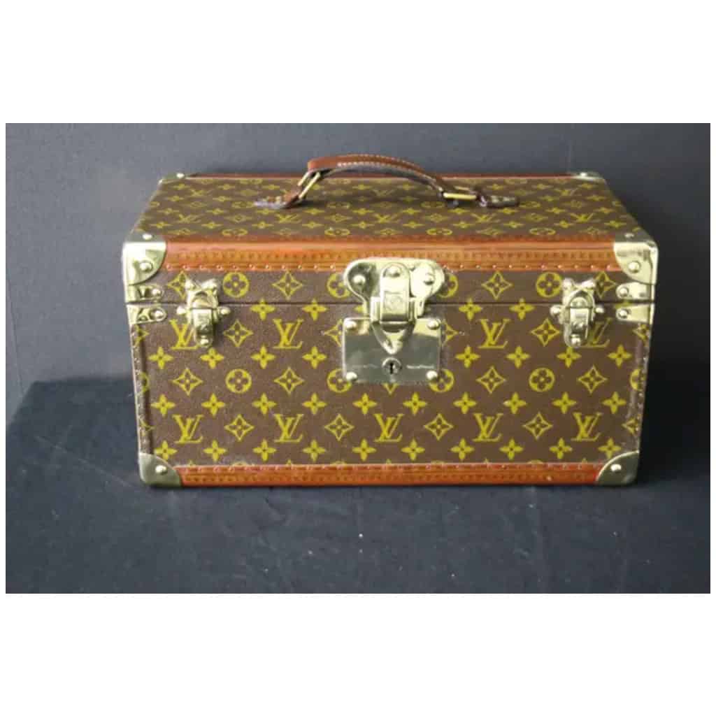 Grand Vanity case Louis Vuitton, Boite a pharmacie Vuitton 4