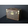 Vanity case Louis Vuitton en toile monogram 26